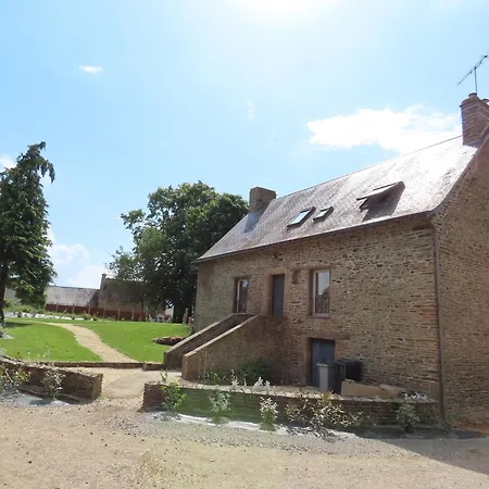 Du Marais